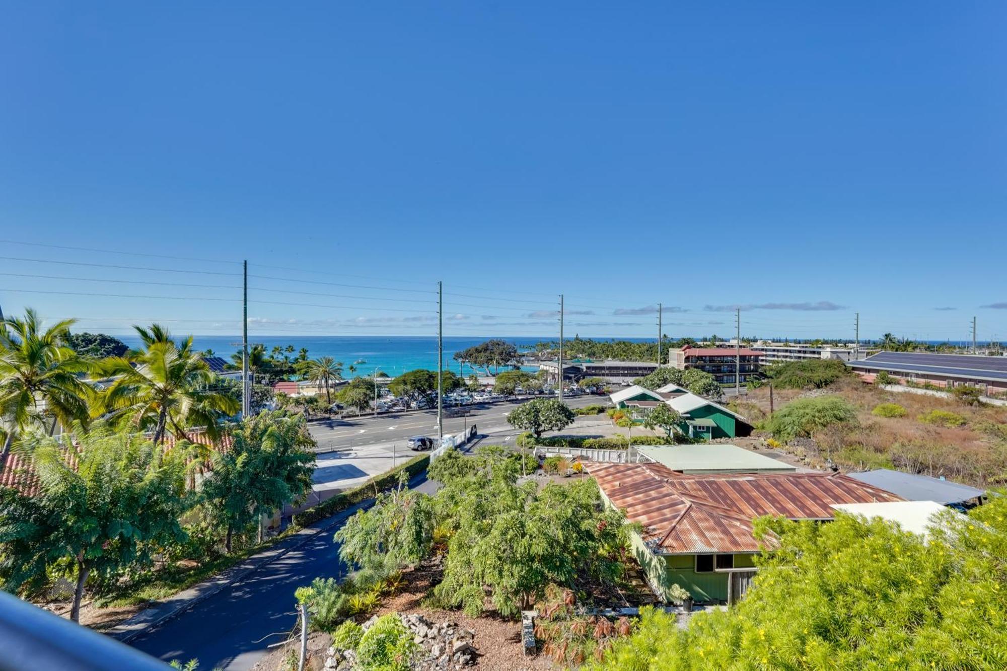 Top-Floor Kailua Bay Resort Condo With Ocean Views! Eksteriør bilde